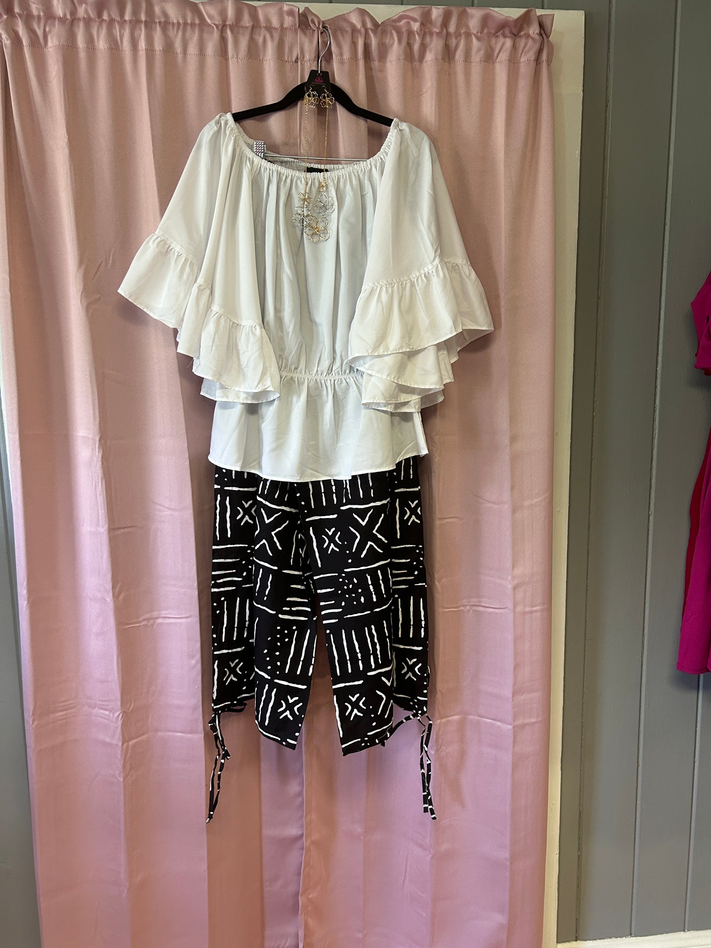 Black & White Gauchos