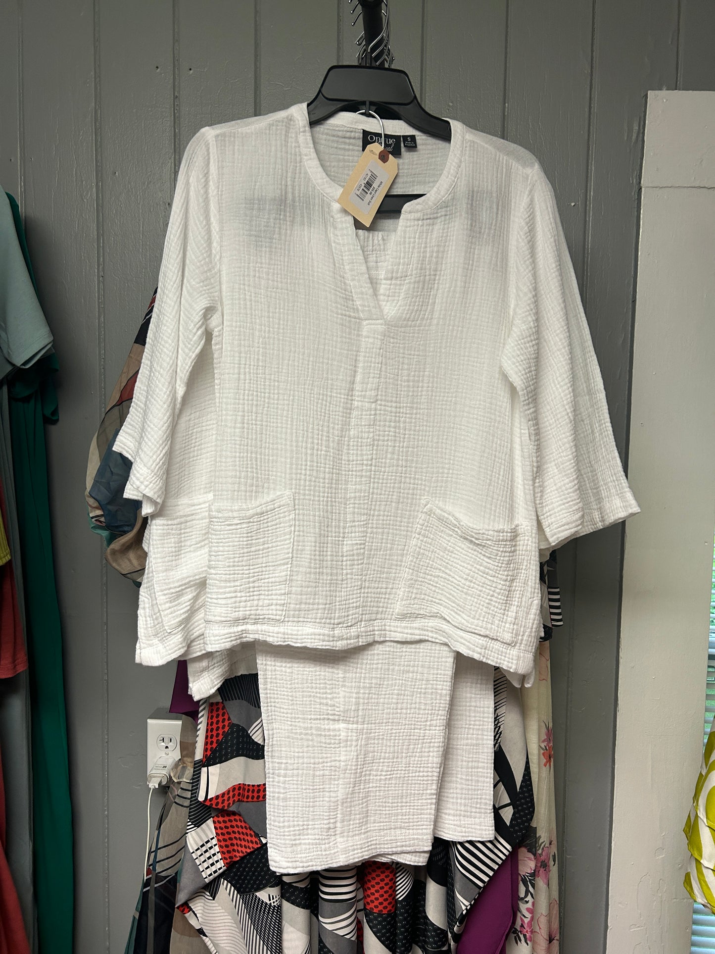 White Capri Linen Suit